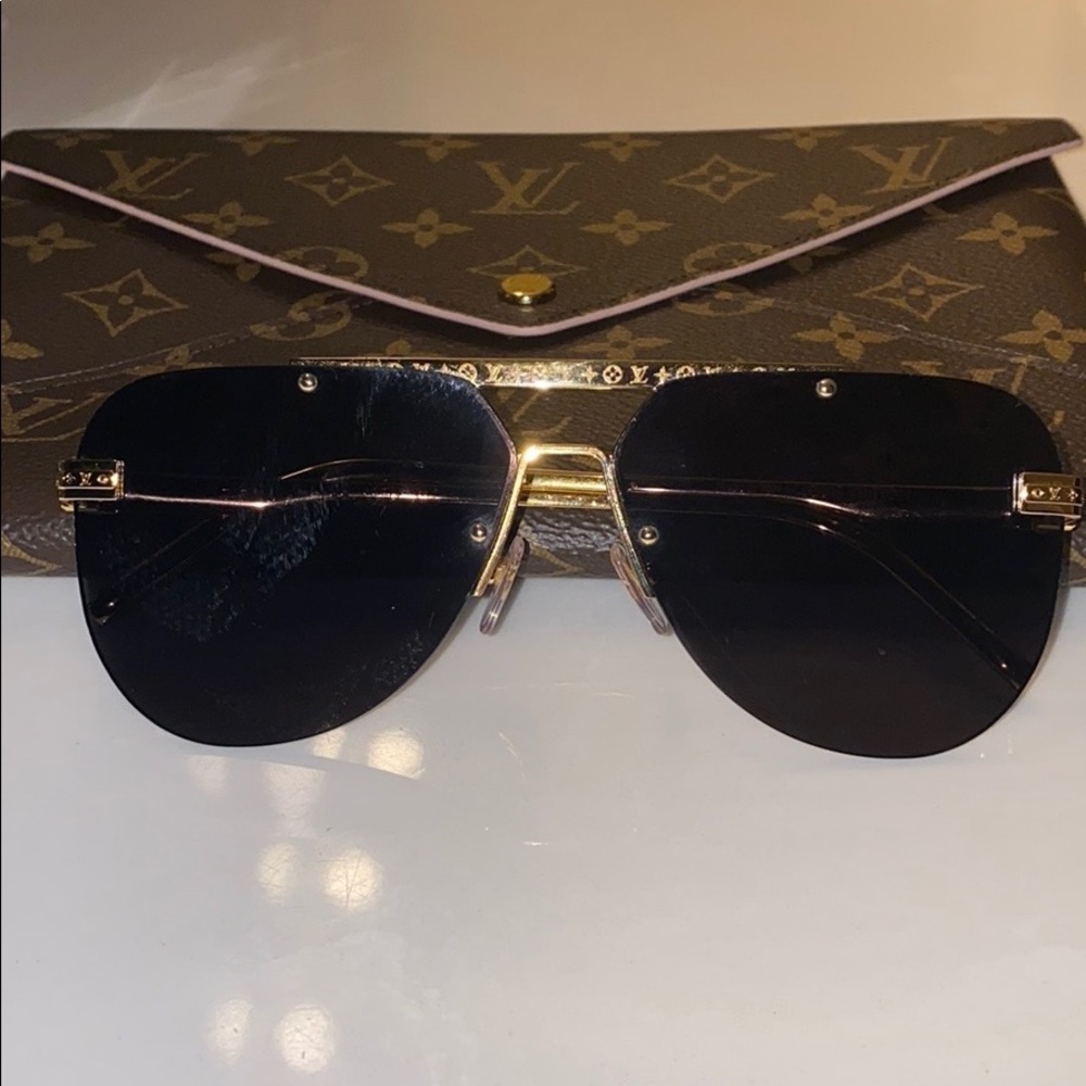 Exclusive Louis Vuitton “the party sunglasses”